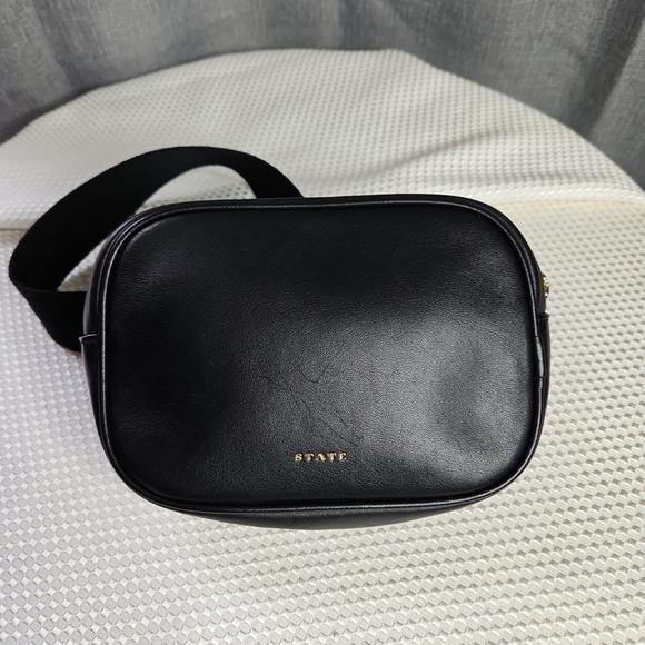 STATE BENNETT FANNY BAG IN BLACK - Picture 2 of 10